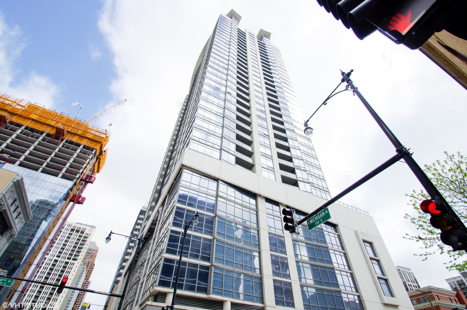 100 E 14th Street Unit: 2304