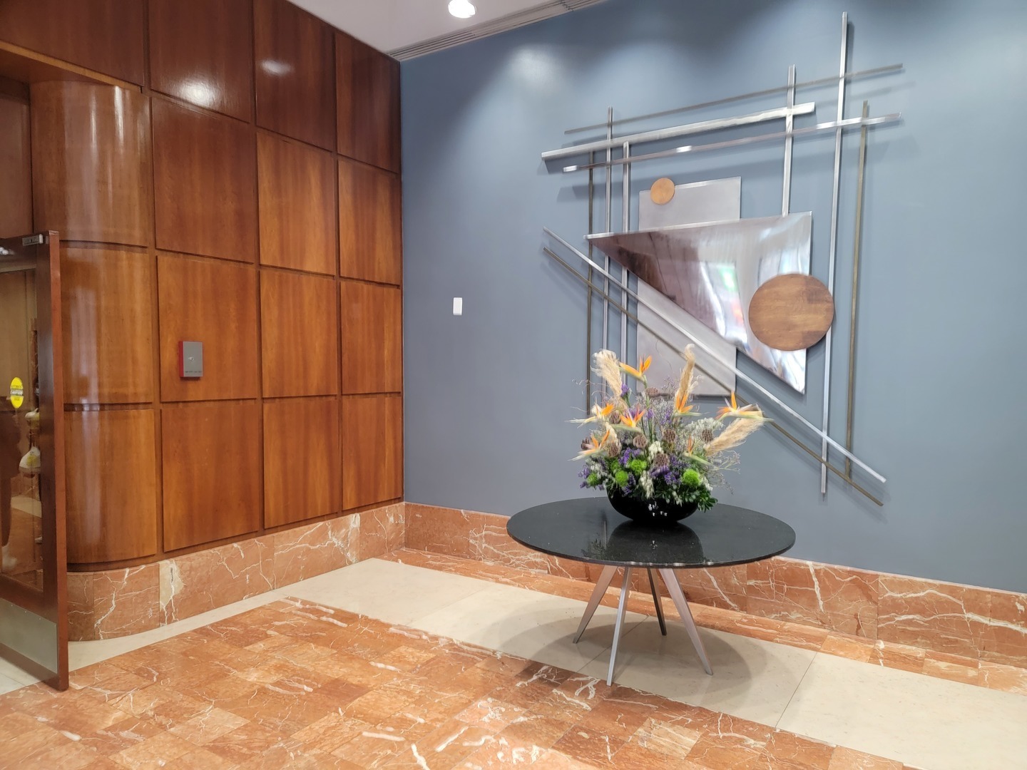 211 E OHIO Street Unit: 1822