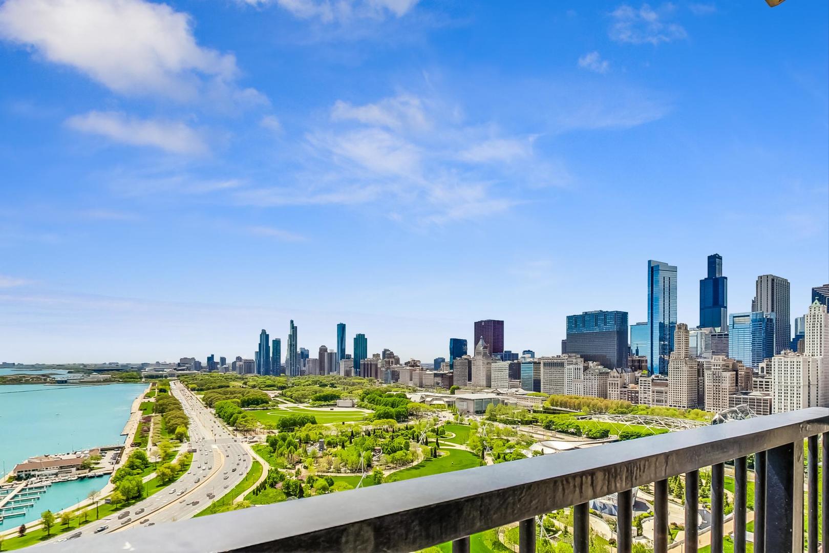 400 E Randolph Street Unit: 2917