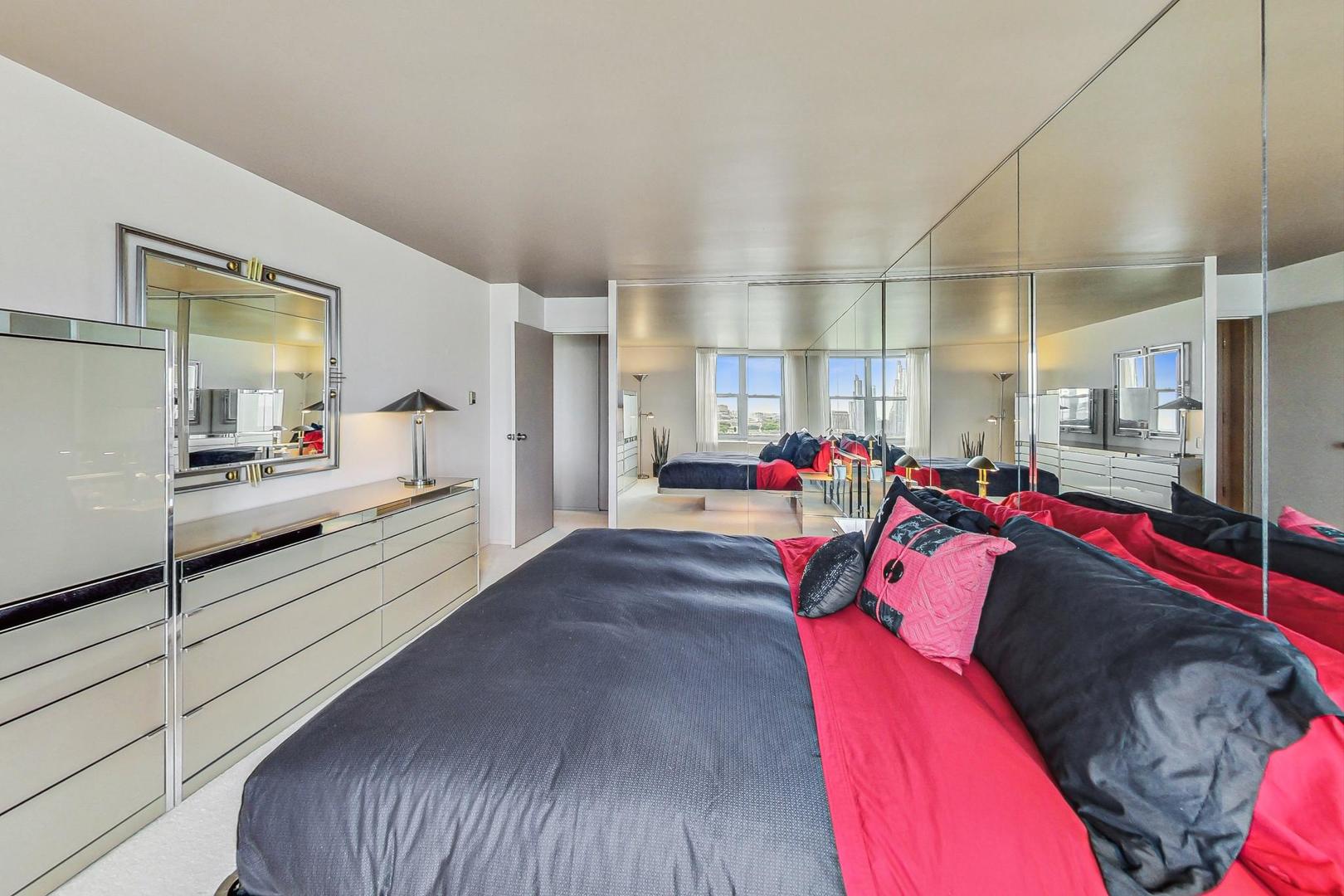 400 E Randolph Street Unit: 2917