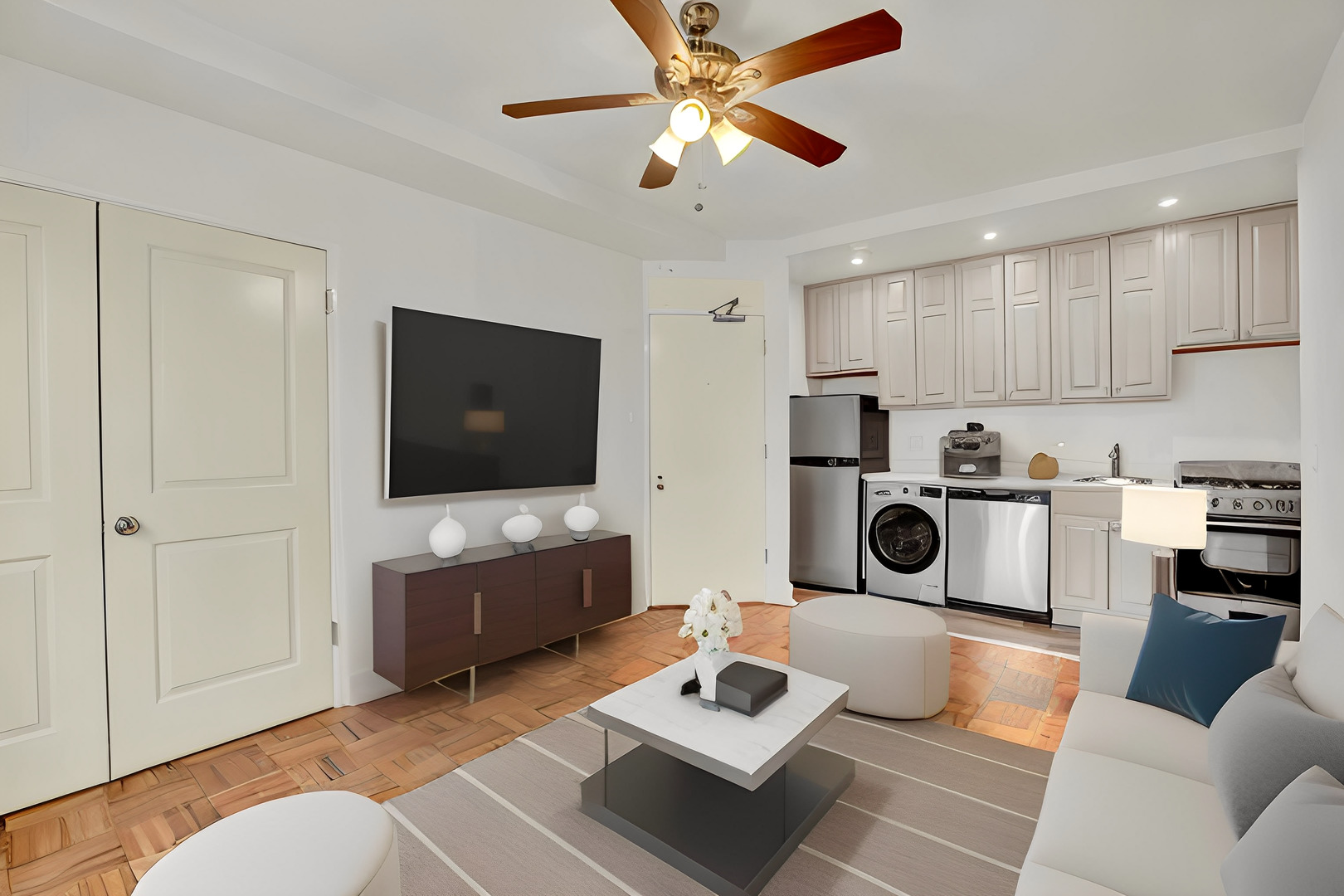 1100 N La Salle Drive Unit: 817