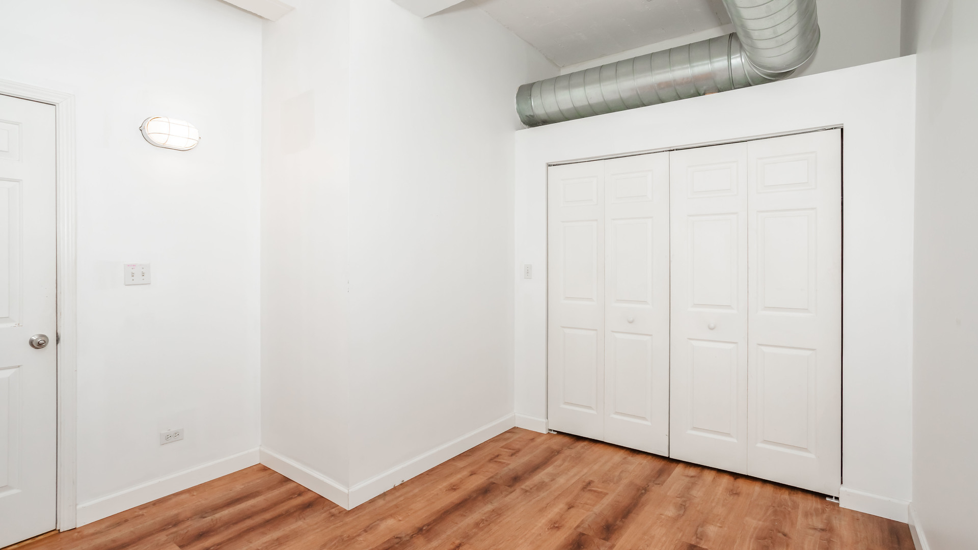 1846 S Loomis Street Unit: 201