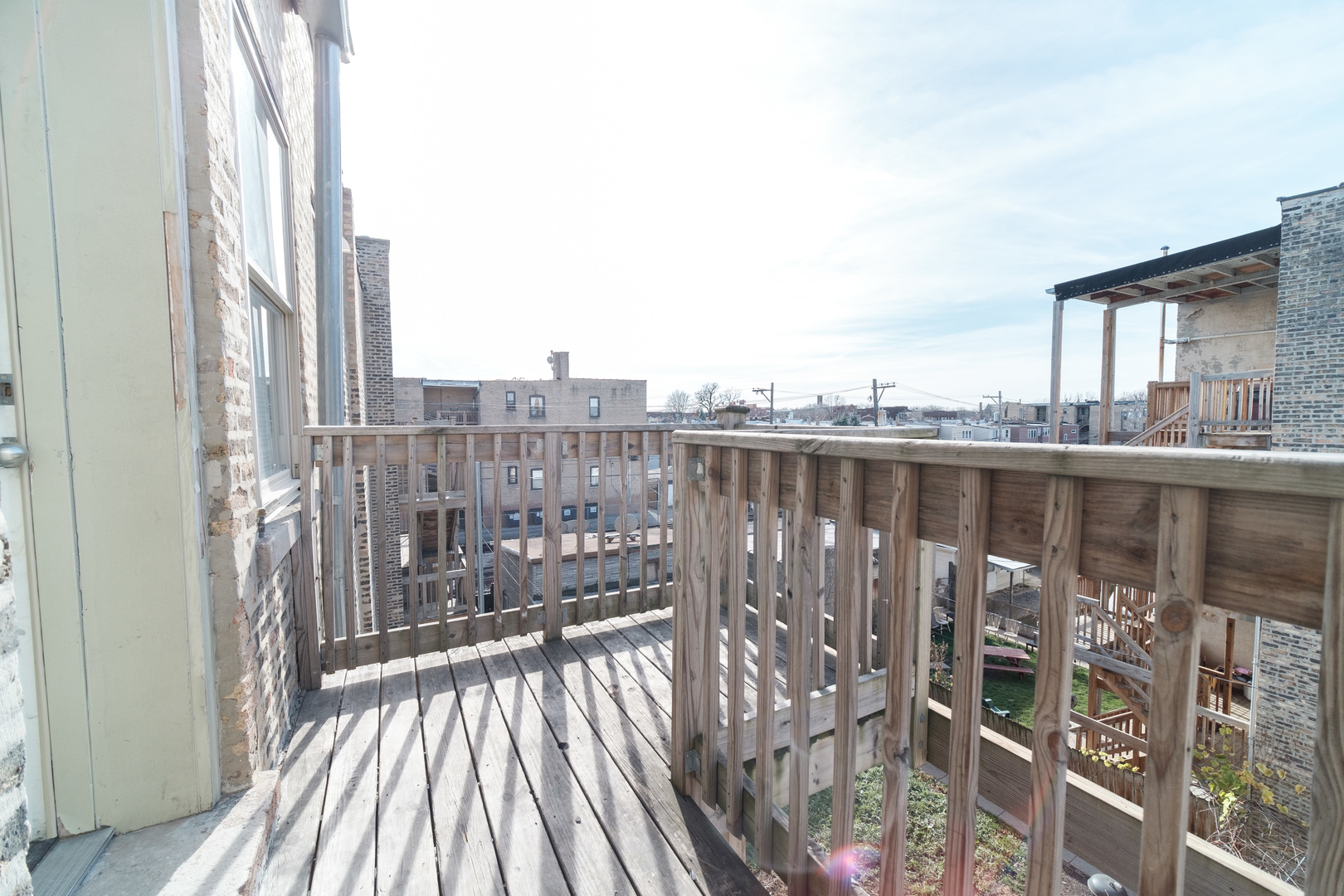 4658 N Albany Avenue Unit: 3