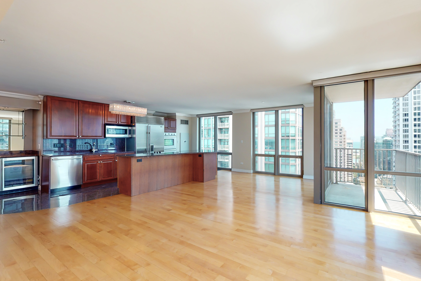 2 E ERIE Street Unit: 3803