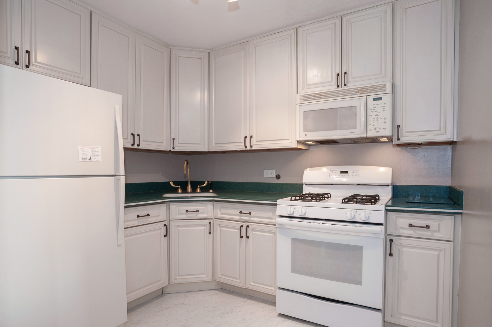 400 E RANDOLPH Street Unit: 3301