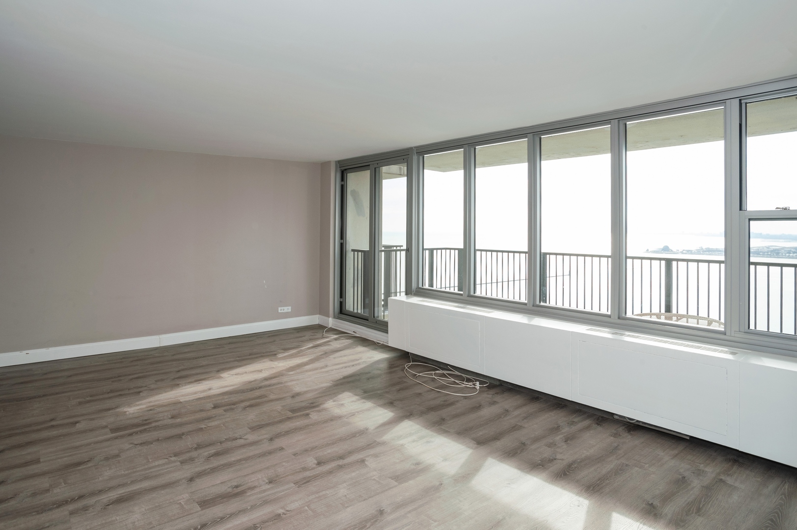 400 E RANDOLPH Street Unit: 3301