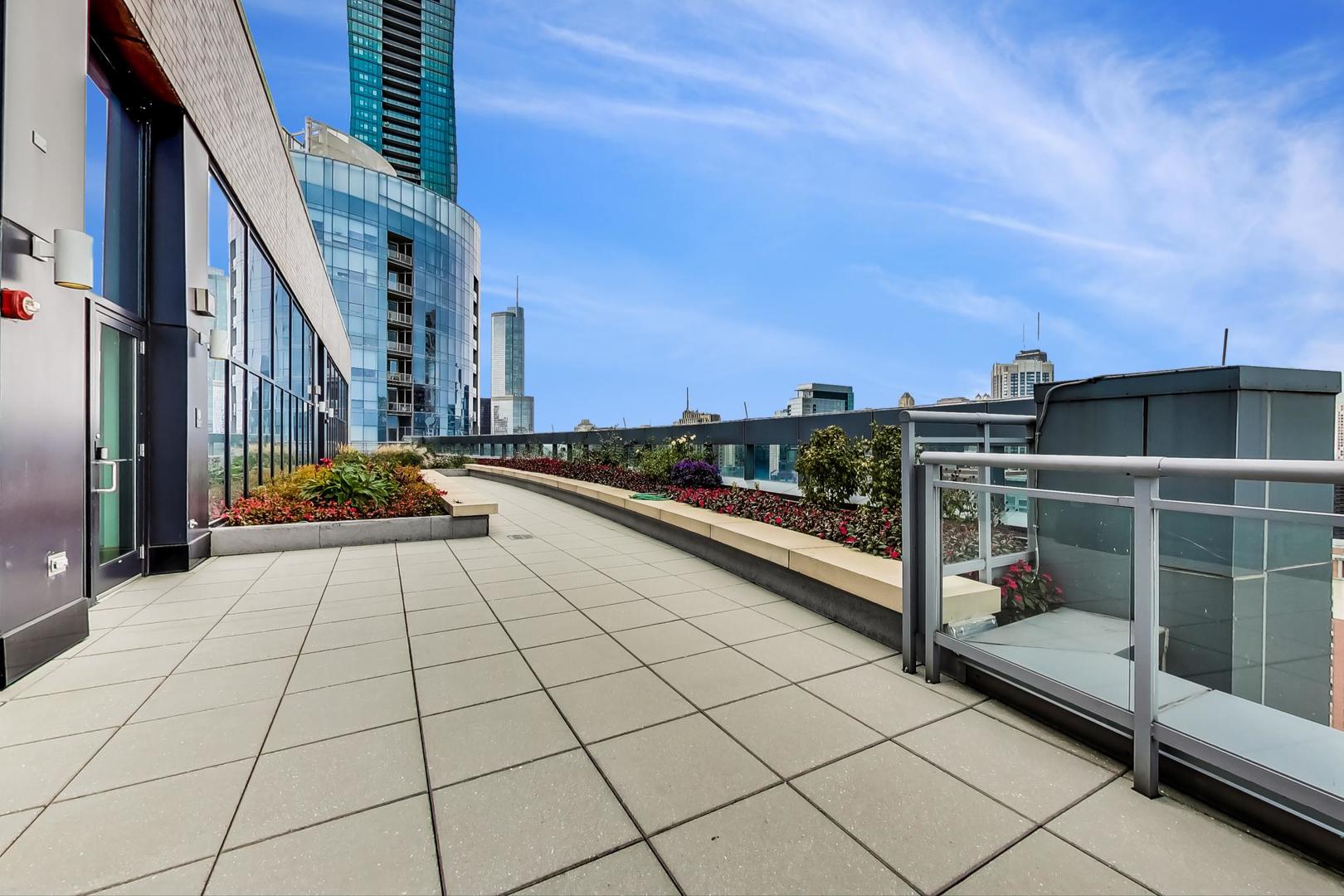 450 E WATERSIDE Drive Unit: 409