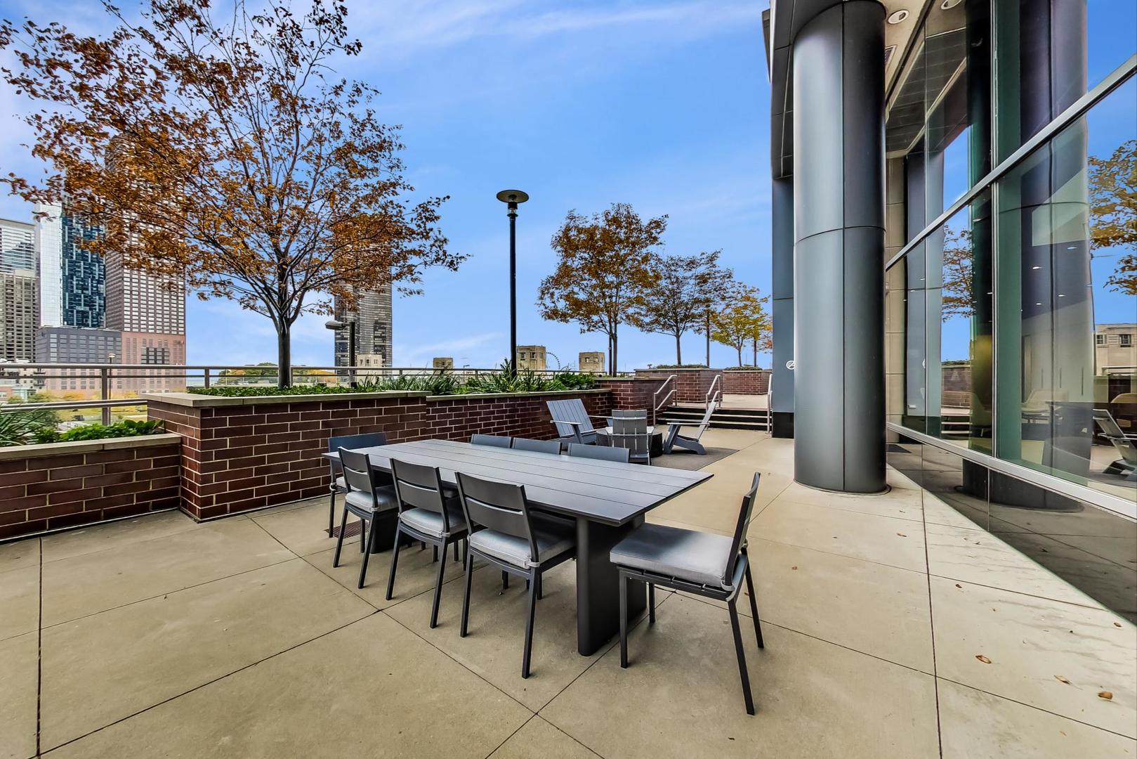 450 E WATERSIDE Drive Unit: 409