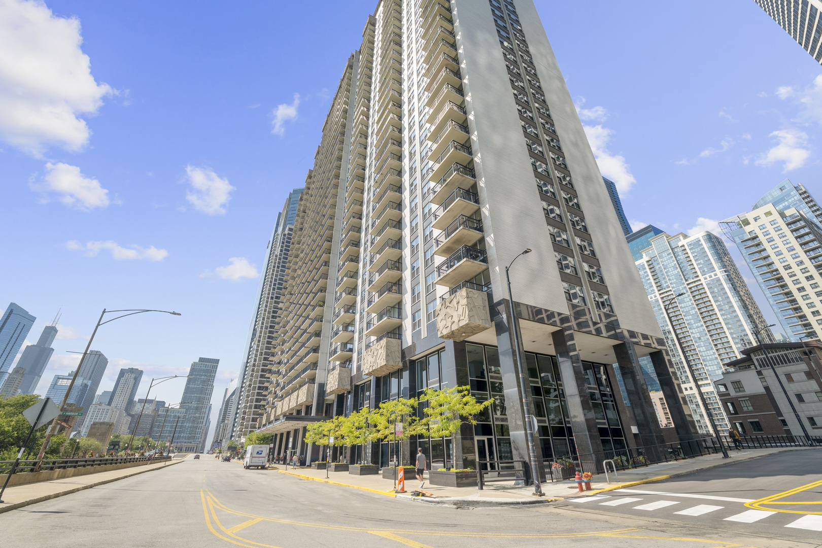 400 E Randolph Street Unit: 3902