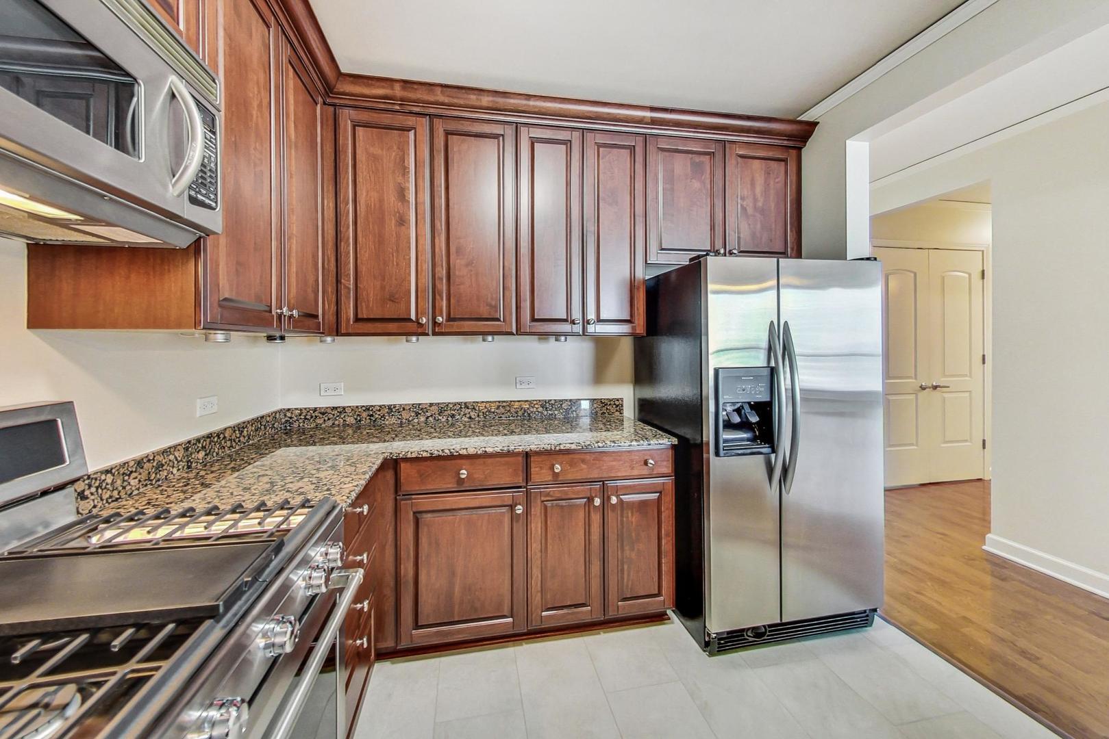 420 E Waterside Drive Unit: 2212