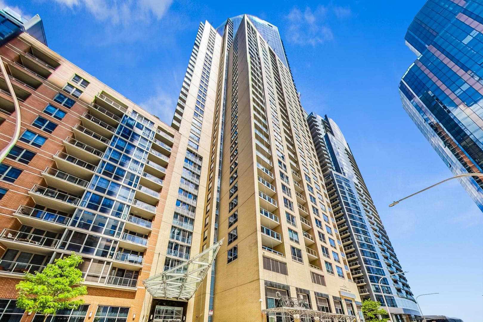 420 E Waterside Drive Unit: 2212