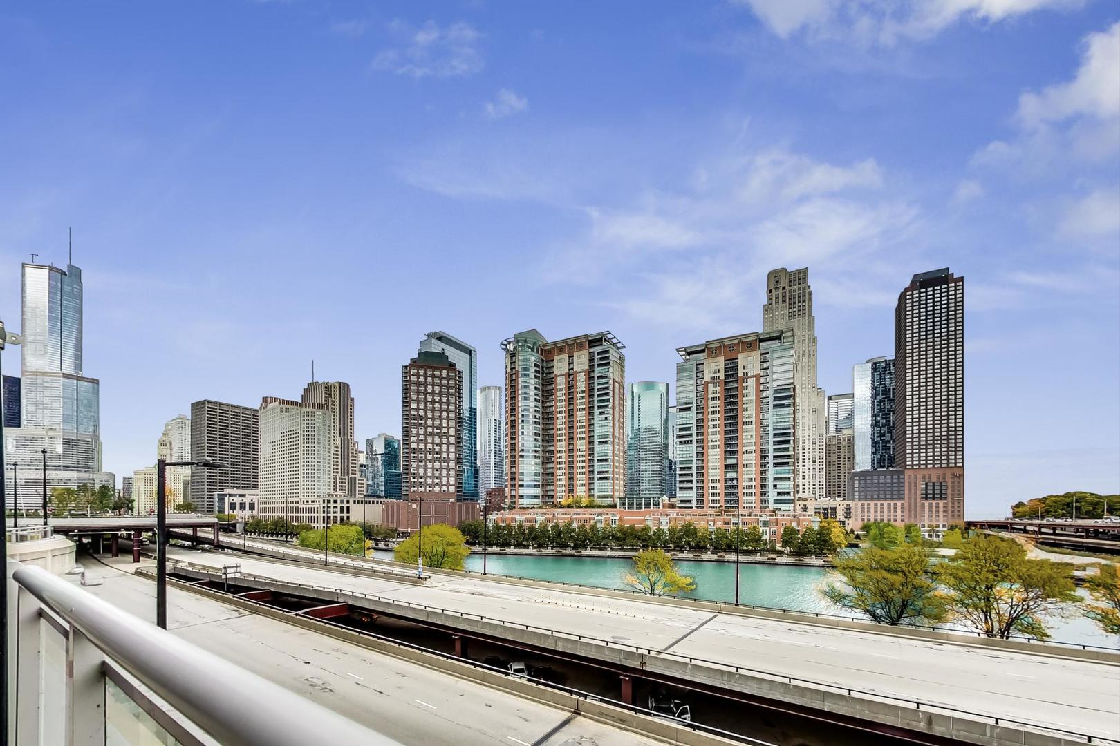 420 E Waterside Drive Unit: 2212