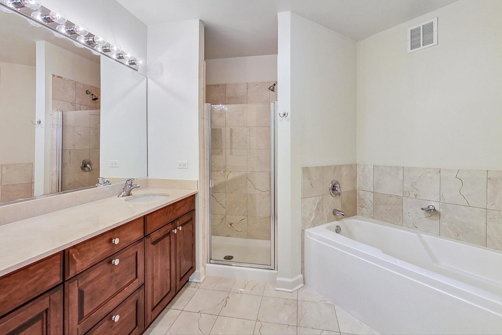 420 E Waterside Drive Unit: 2212