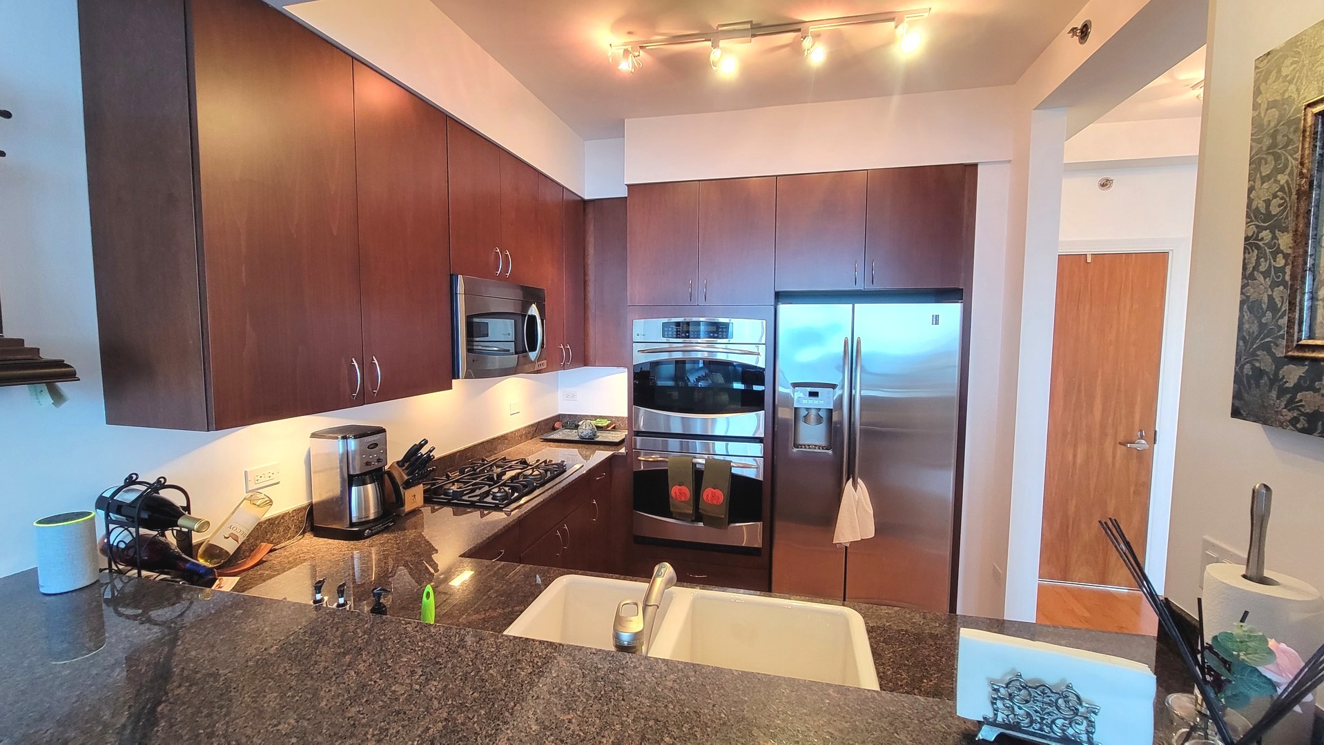 1211 S PRAIRIE Avenue Unit: 2903
