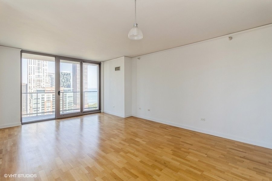 420 E Waterside Drive Unit: 2910