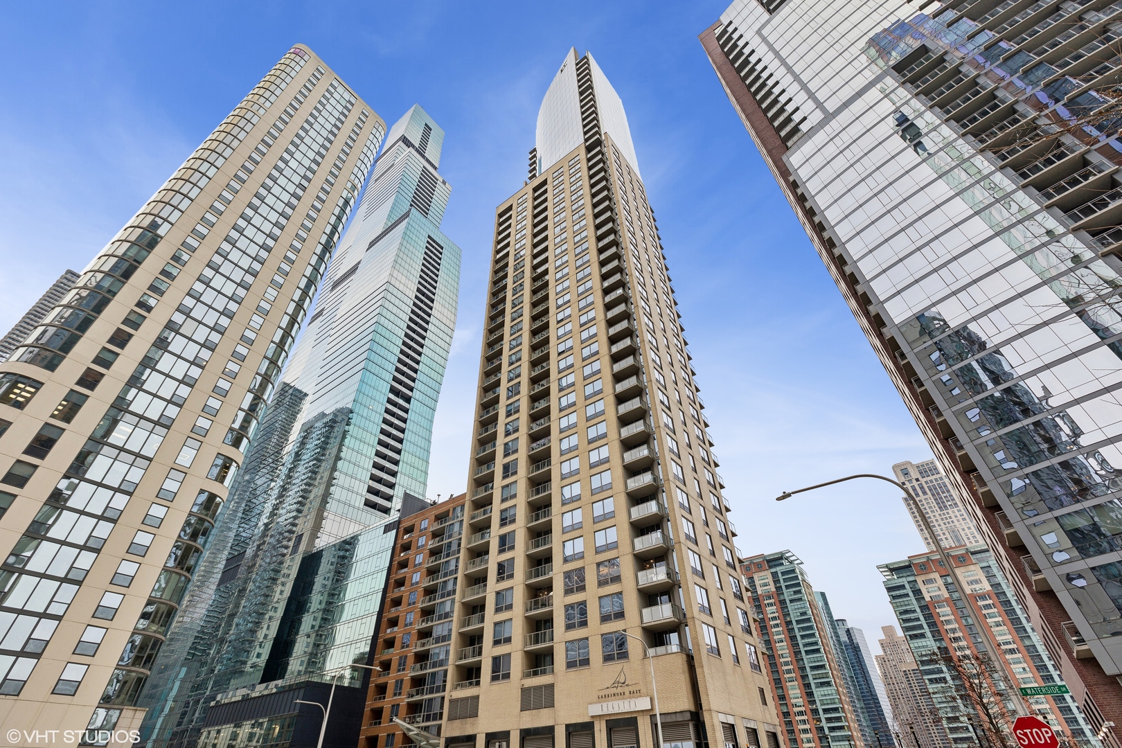 420 E Waterside Drive Unit: 1209