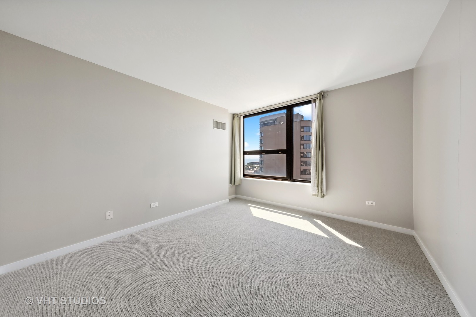 1160 S MICHIGAN Avenue Unit: 2603