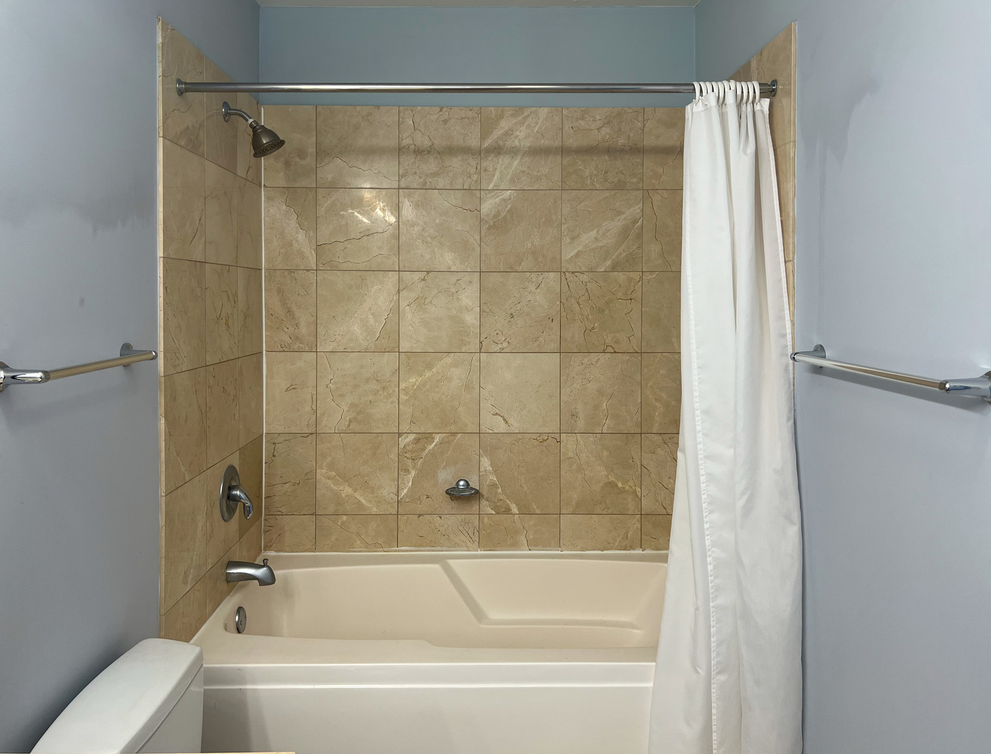 420 E Waterside Drive Unit: 2503