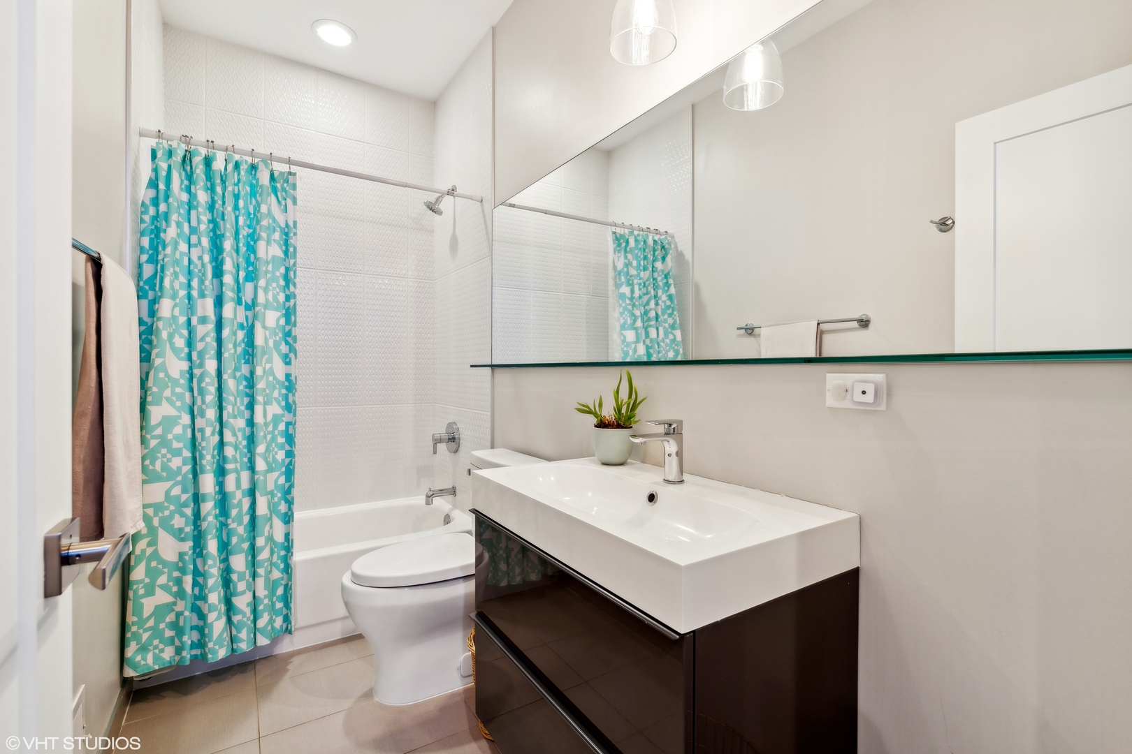 3505 W McLean Avenue