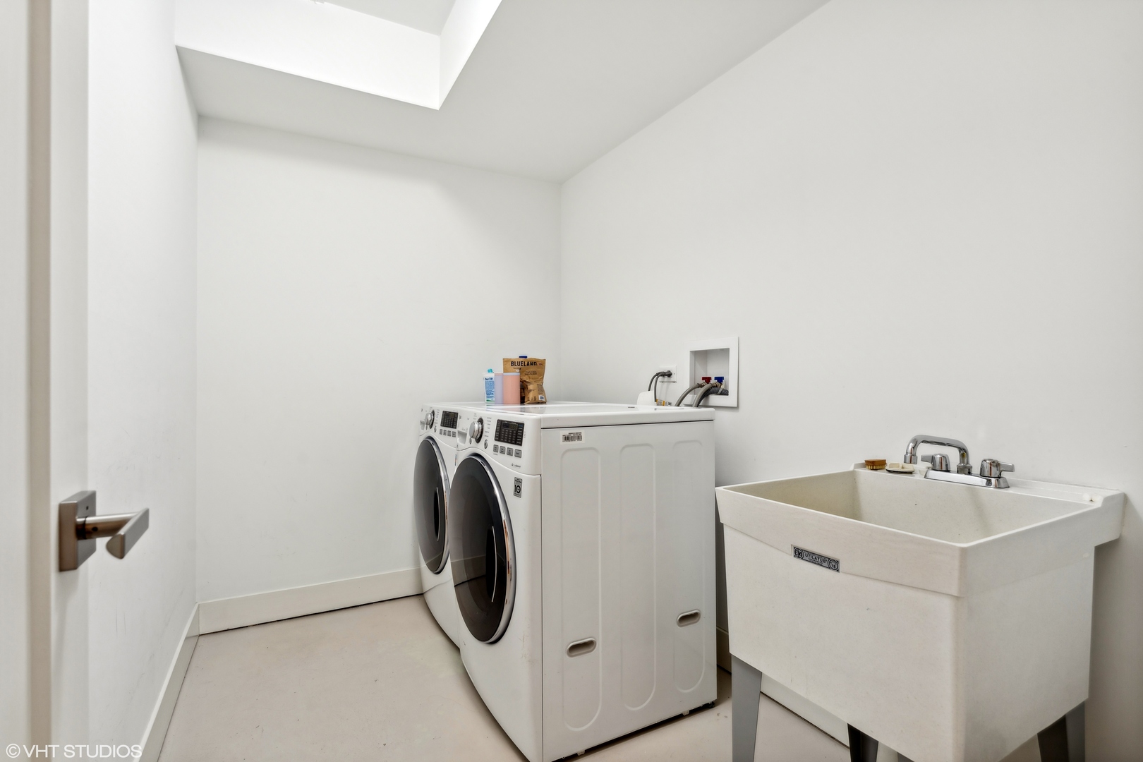 3505 W McLean Avenue