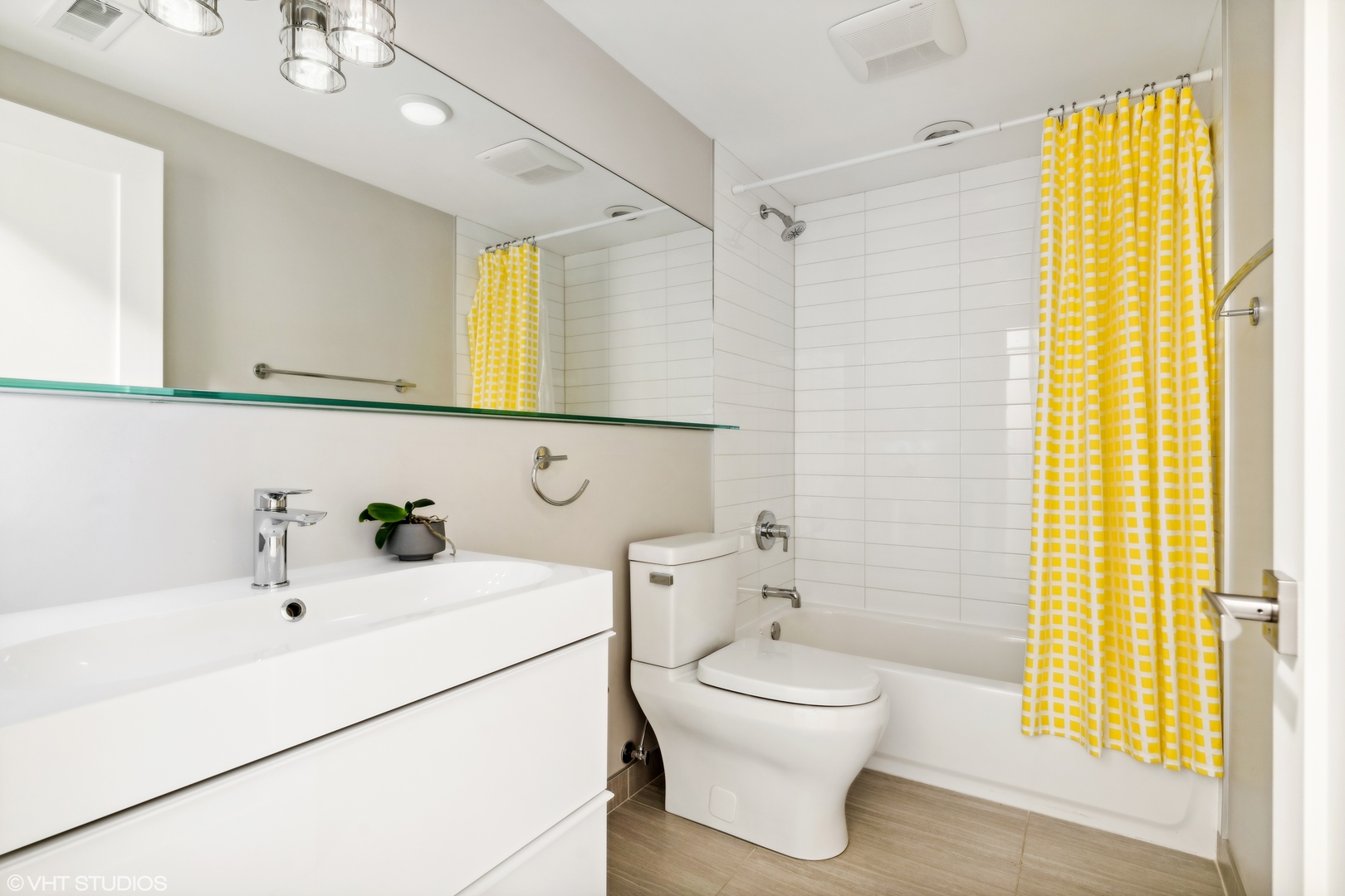 3505 W McLean Avenue