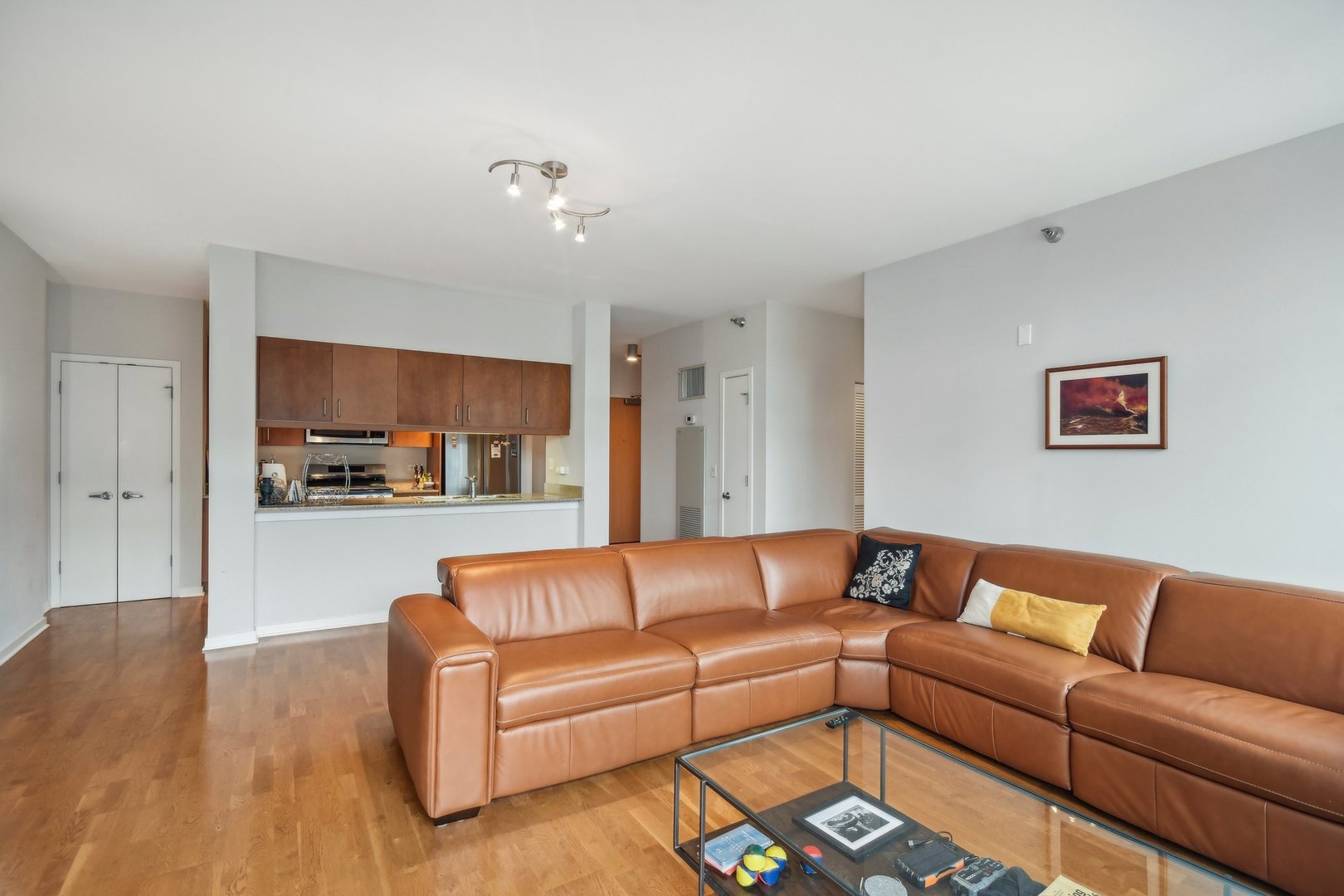 611 S Wells Street Unit: 1305