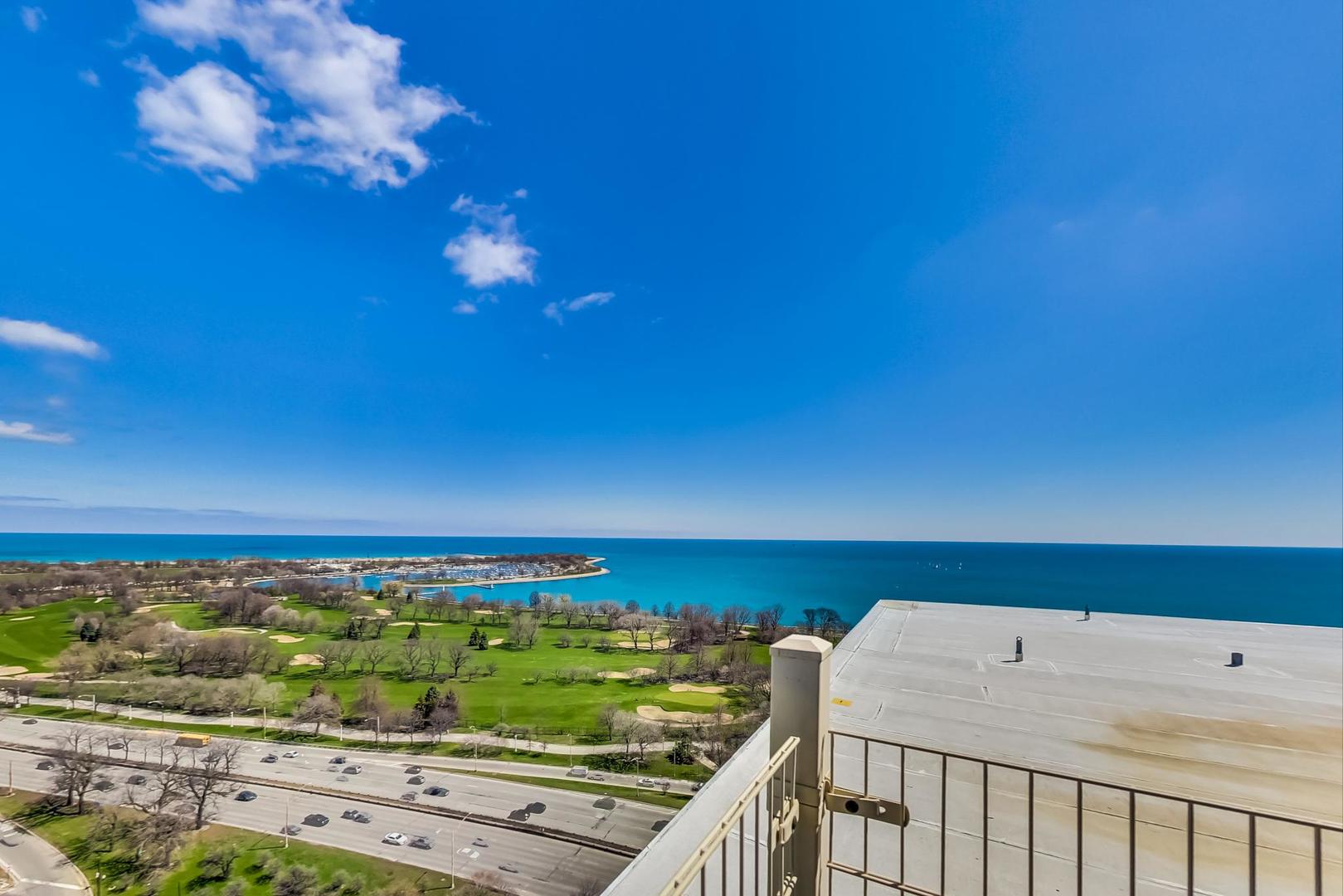 3950 N LAKE SHORE Drive Unit: 1411