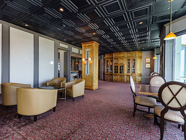 195 N HARBOR Drive Unit: 703