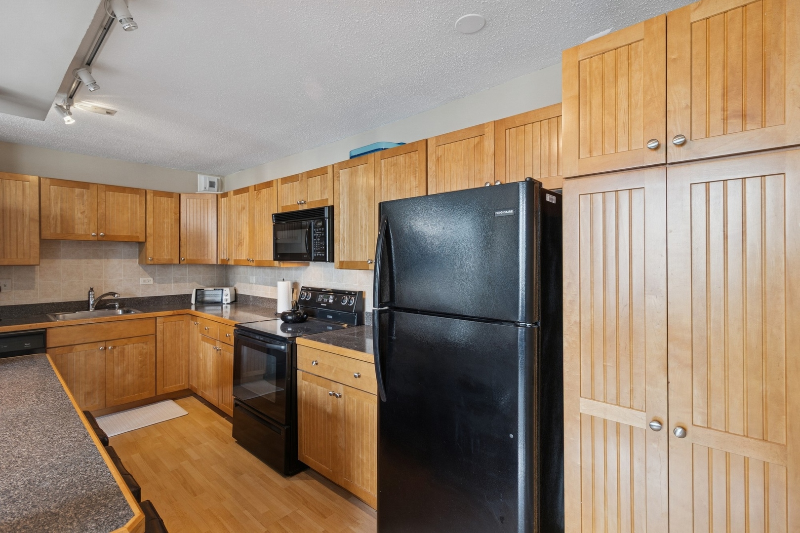 71 E Division Street Unit: 1703