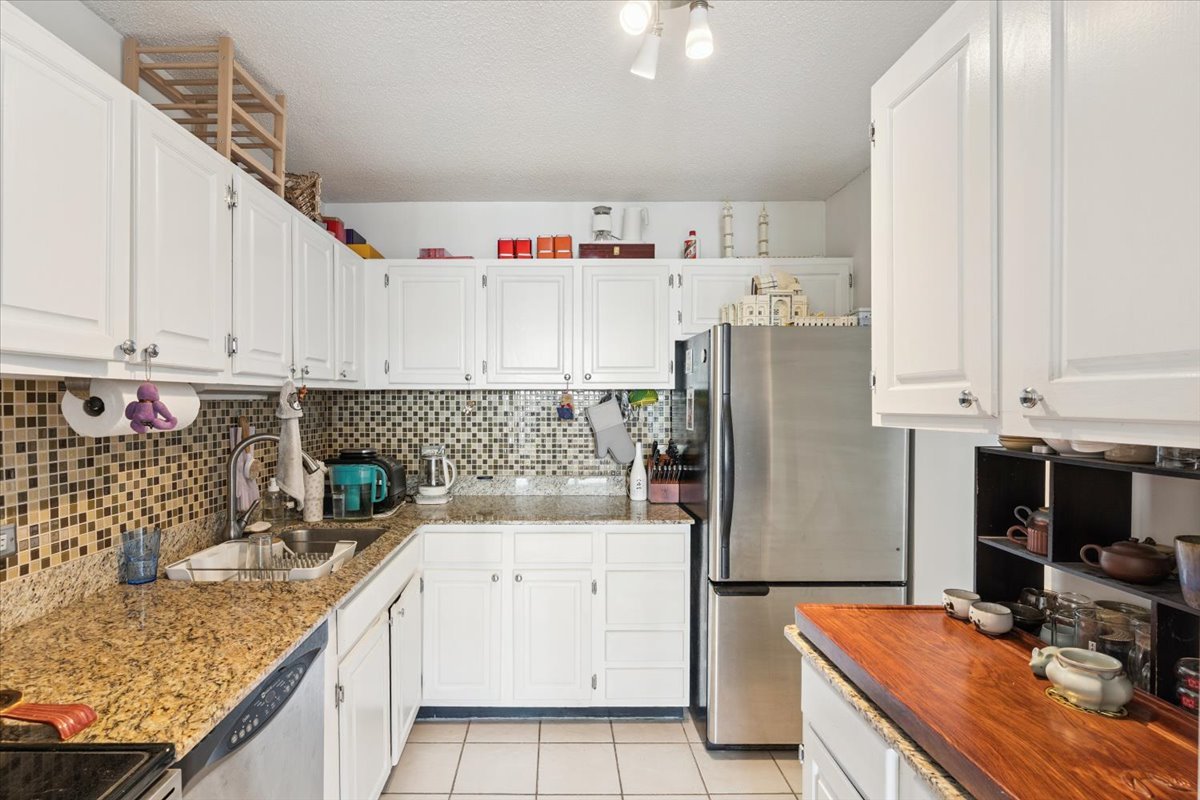 899 S PLYMOUTH Court Unit: 2107