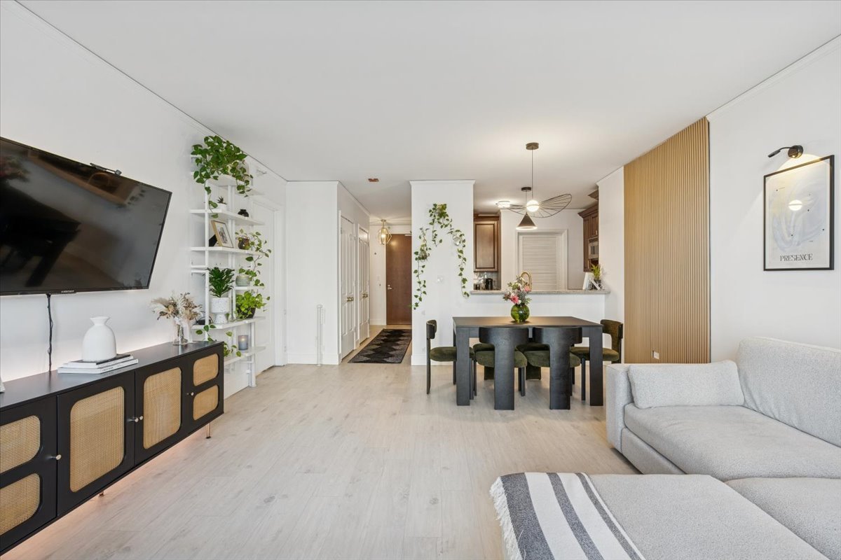 420 E Waterside Drive Unit: 509