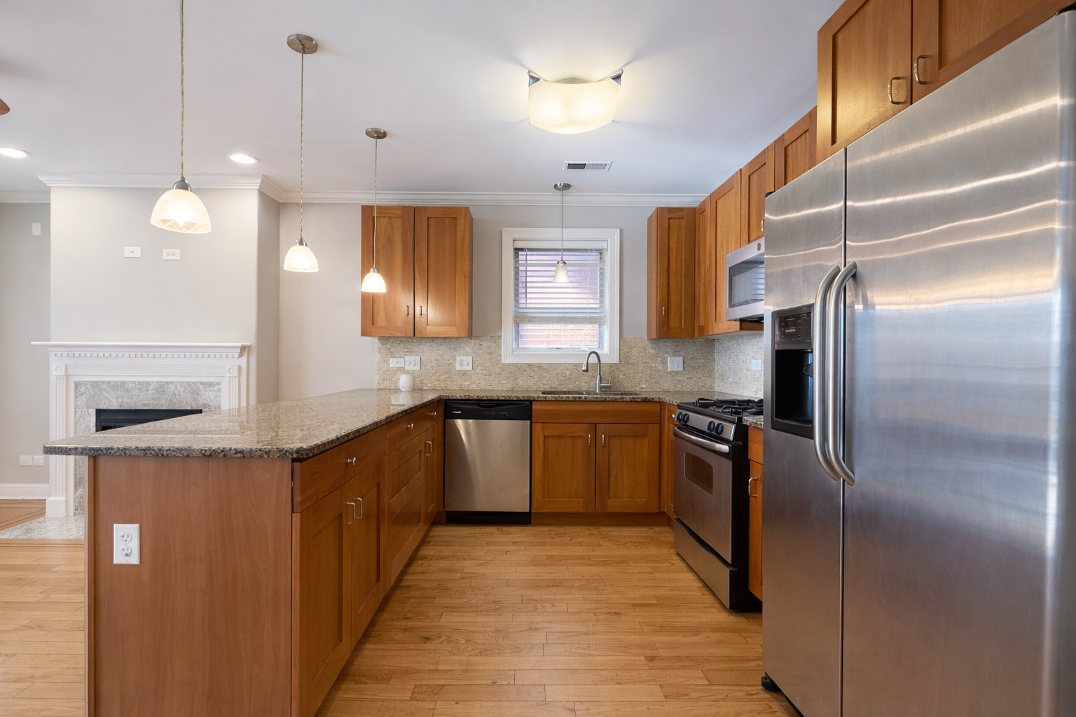 6621 S Ingleside Avenue Unit: 1S
