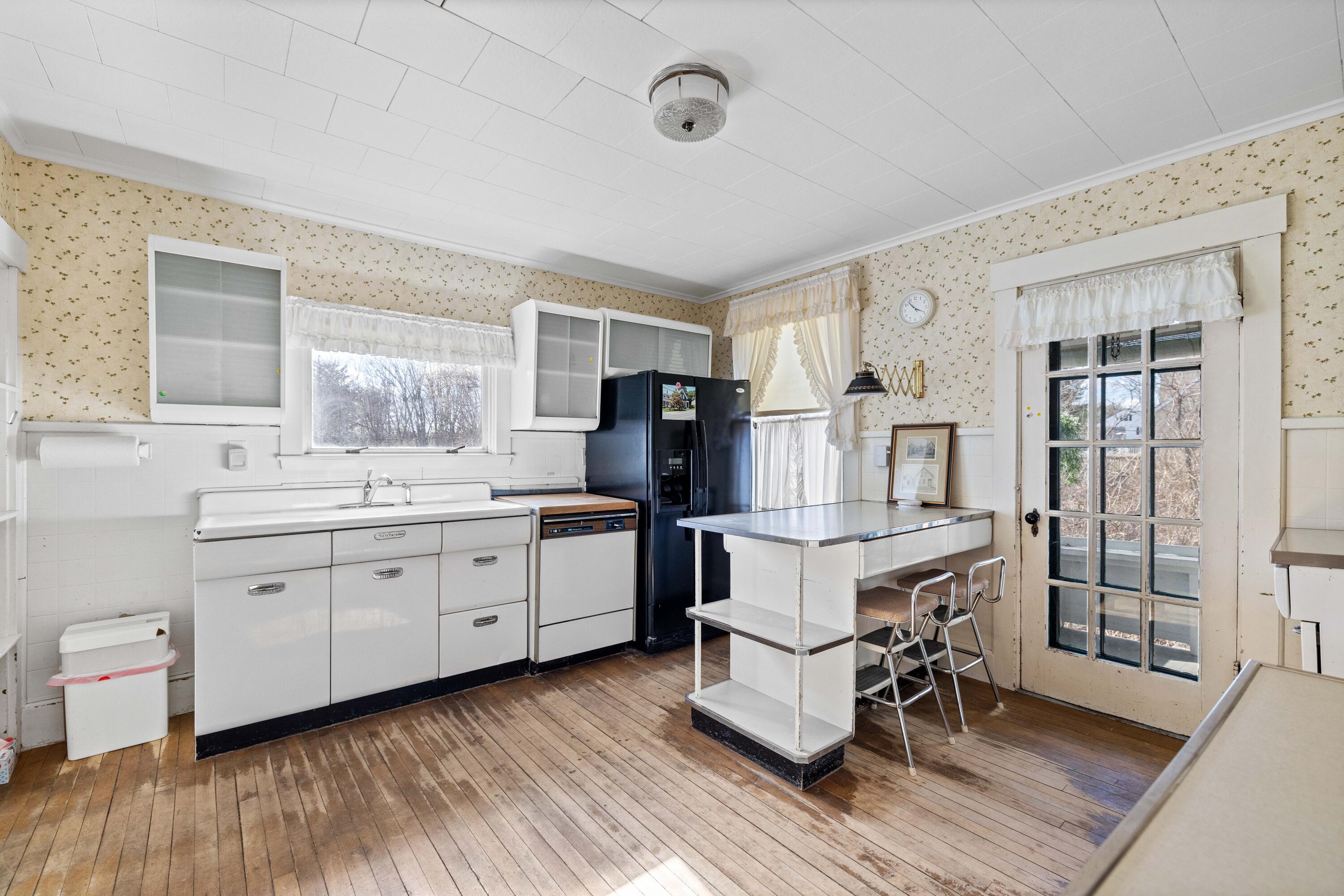 199 Ferry Road