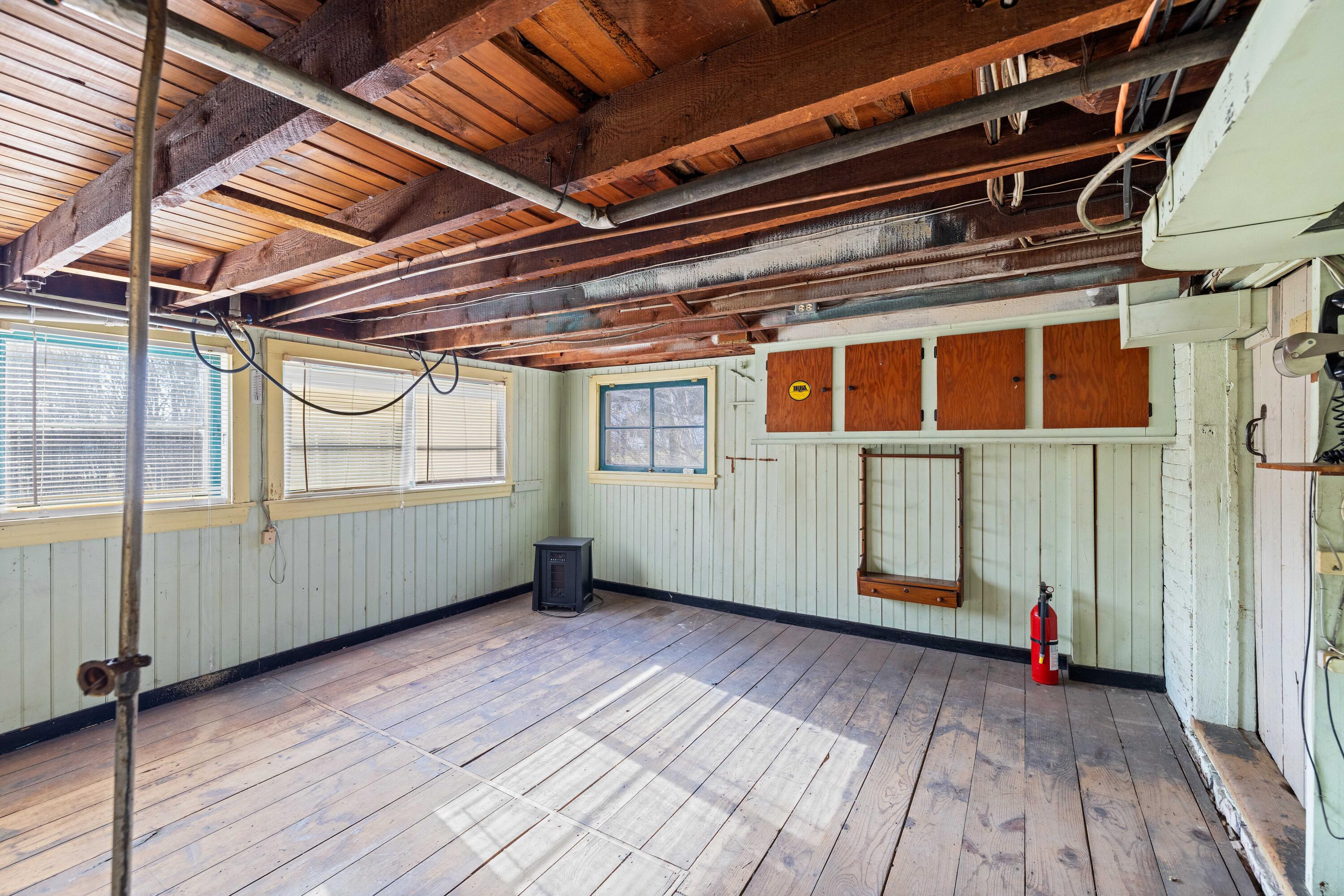 199 Ferry Road