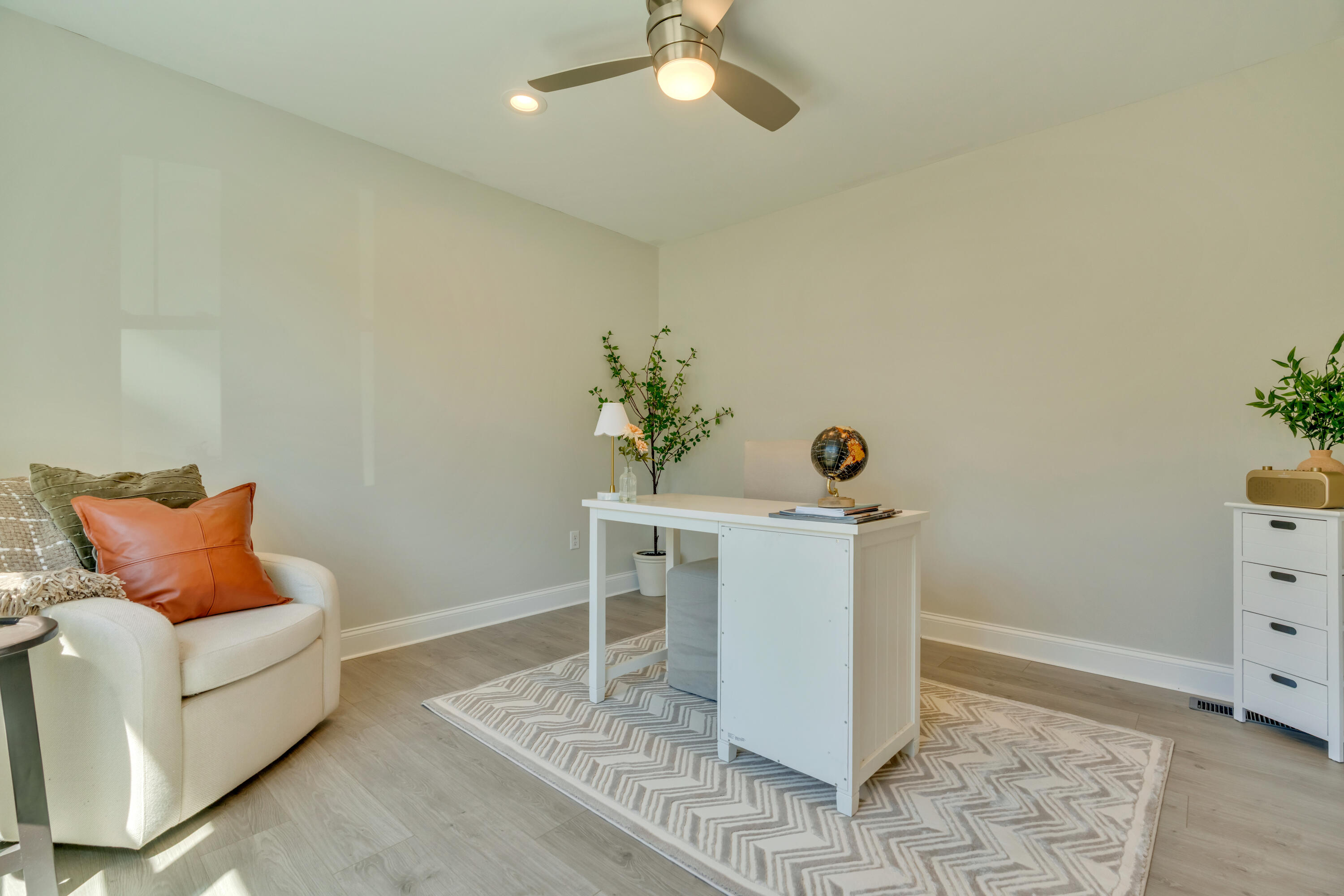 6 Roaring Rock Road, 0