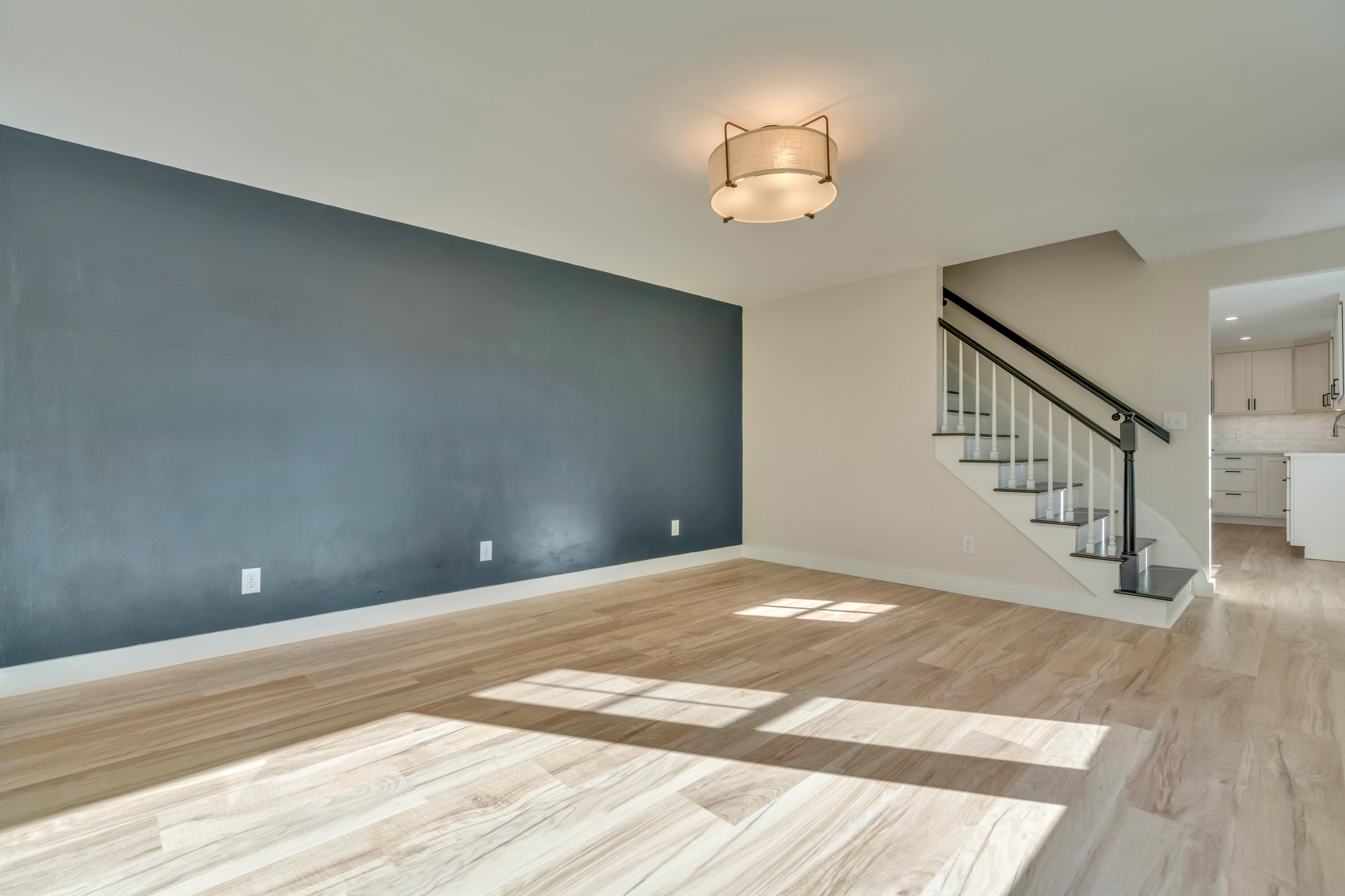 560 South Street