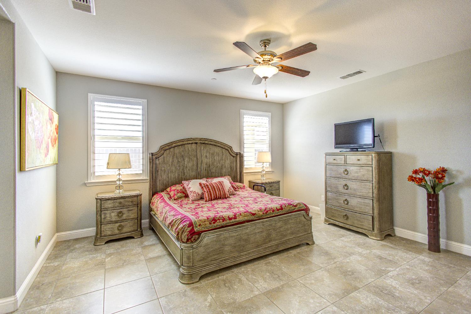 2286 N Janice Avenue