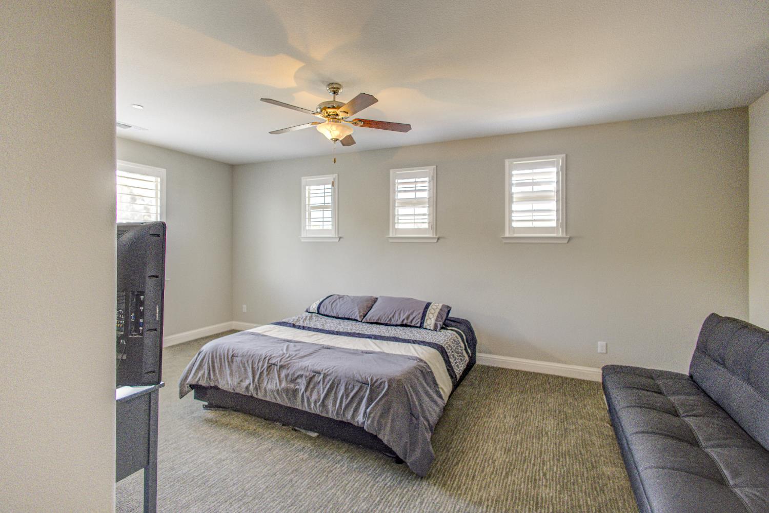 2286 N Janice Avenue