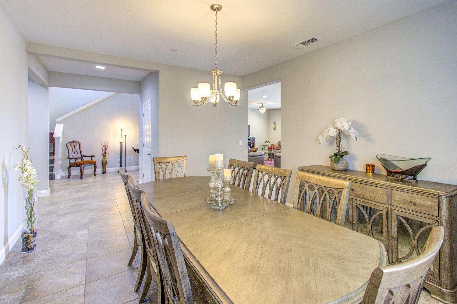 2286 N Janice Avenue