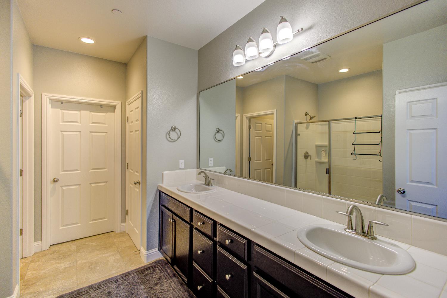 2286 N Janice Avenue