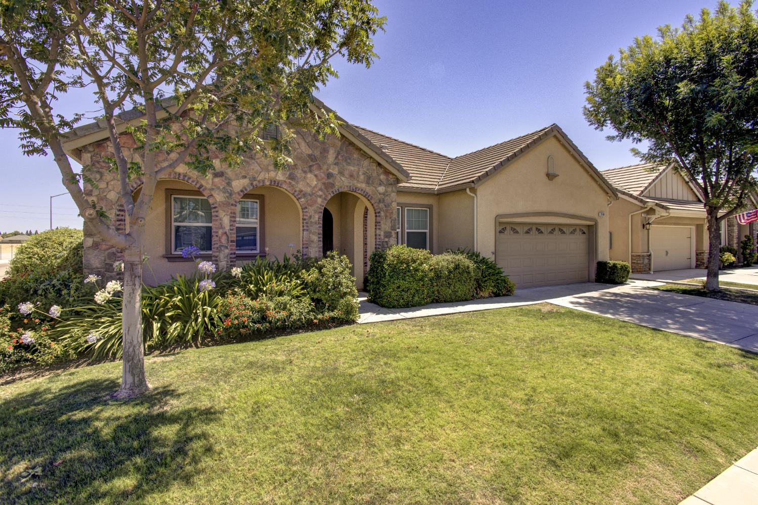 2688 Vartikian Avenue