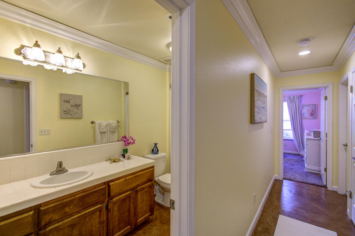 243 W Vassar Avenue