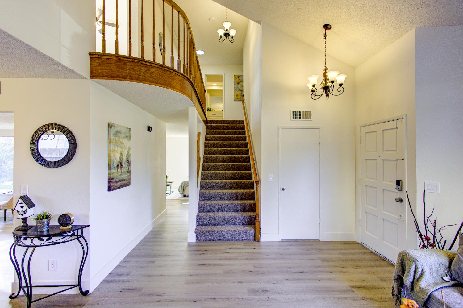 7168 N Prospect Avenue