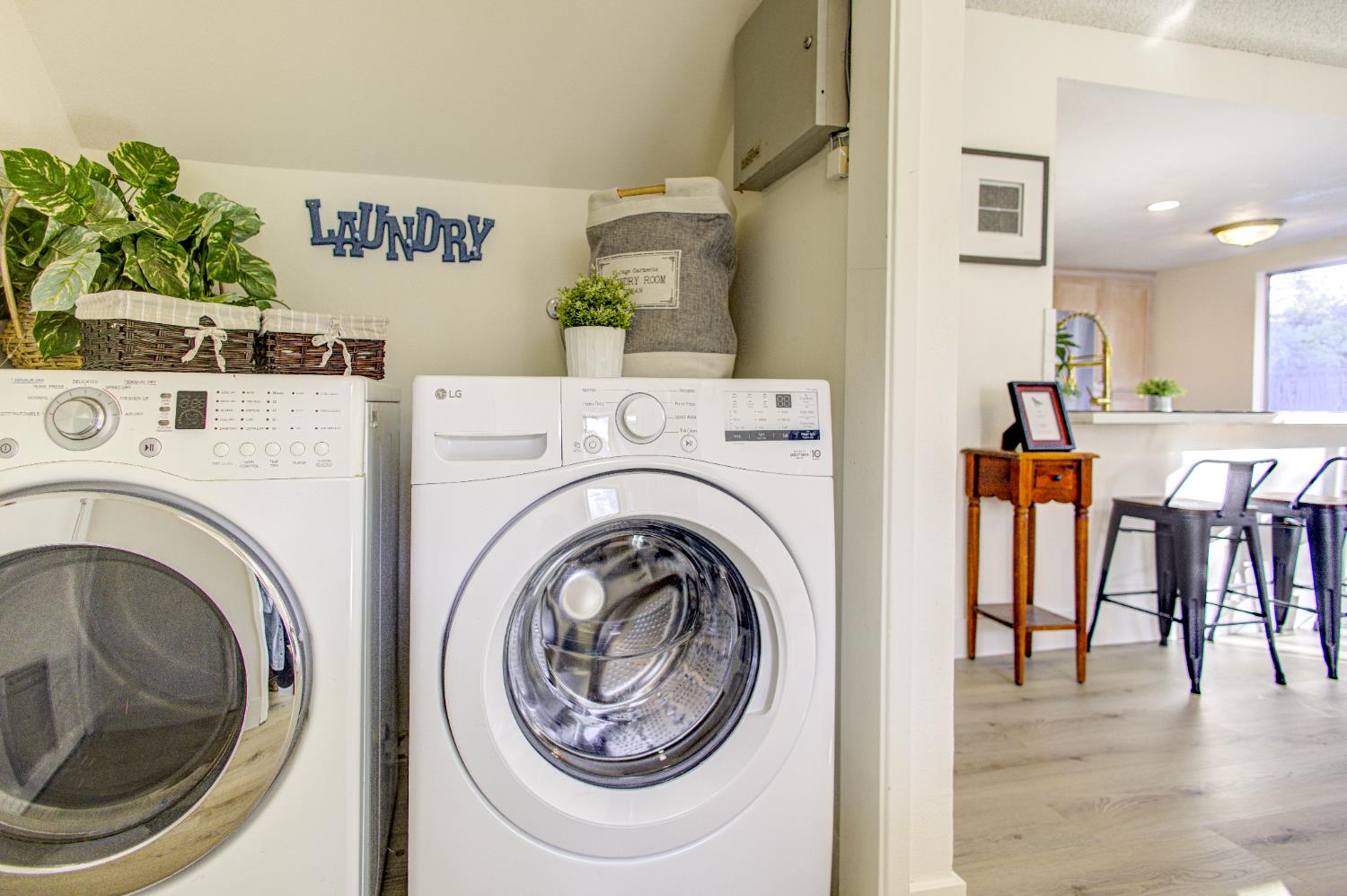 7168 N Prospect Avenue