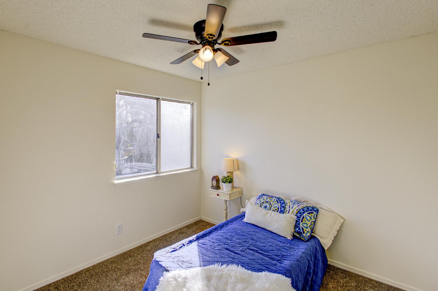 7168 N Prospect Avenue