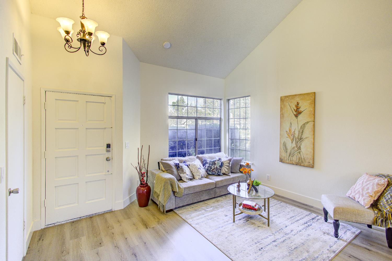 7168 N Prospect Avenue