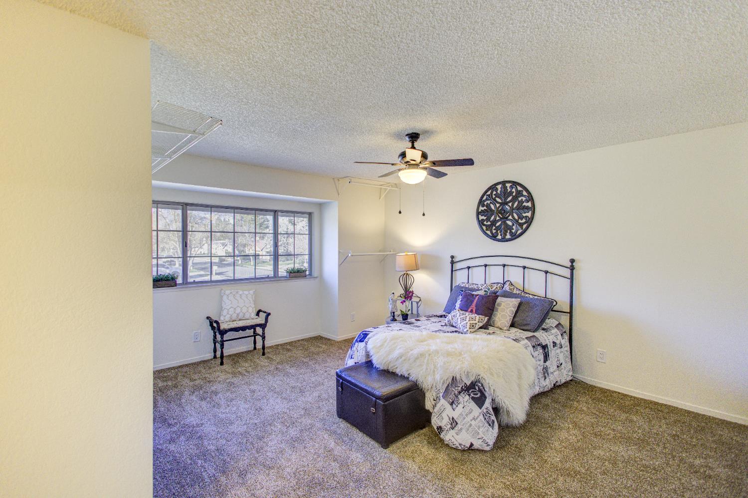 7168 N Prospect Avenue