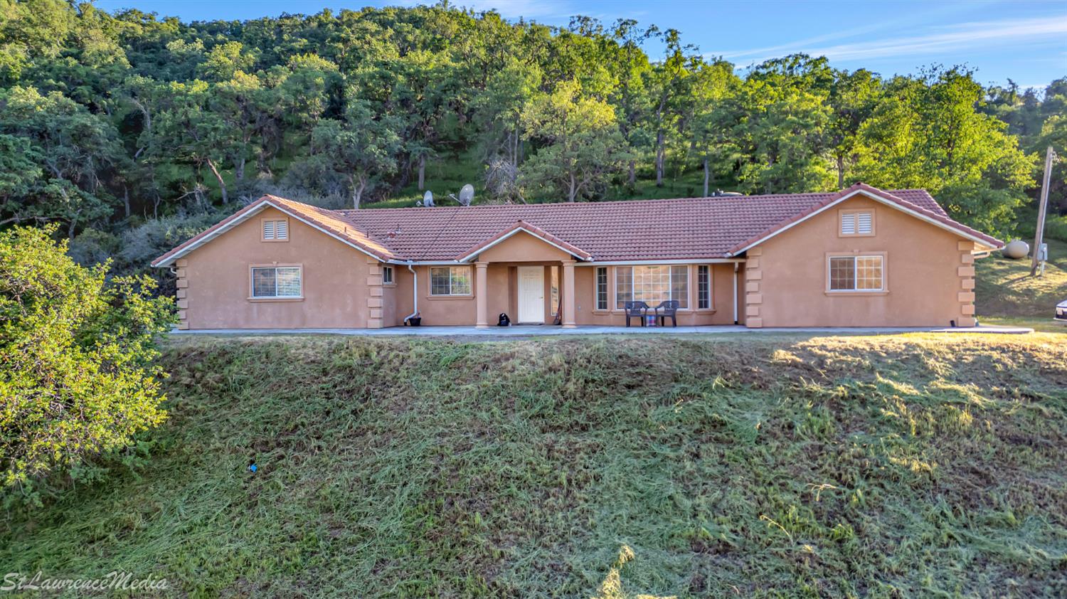 27557 Paradise Valley Lane