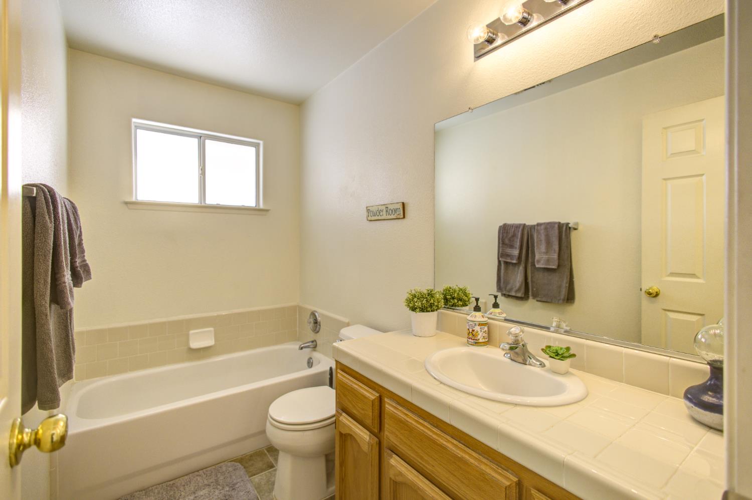 27557 Paradise Valley Lane