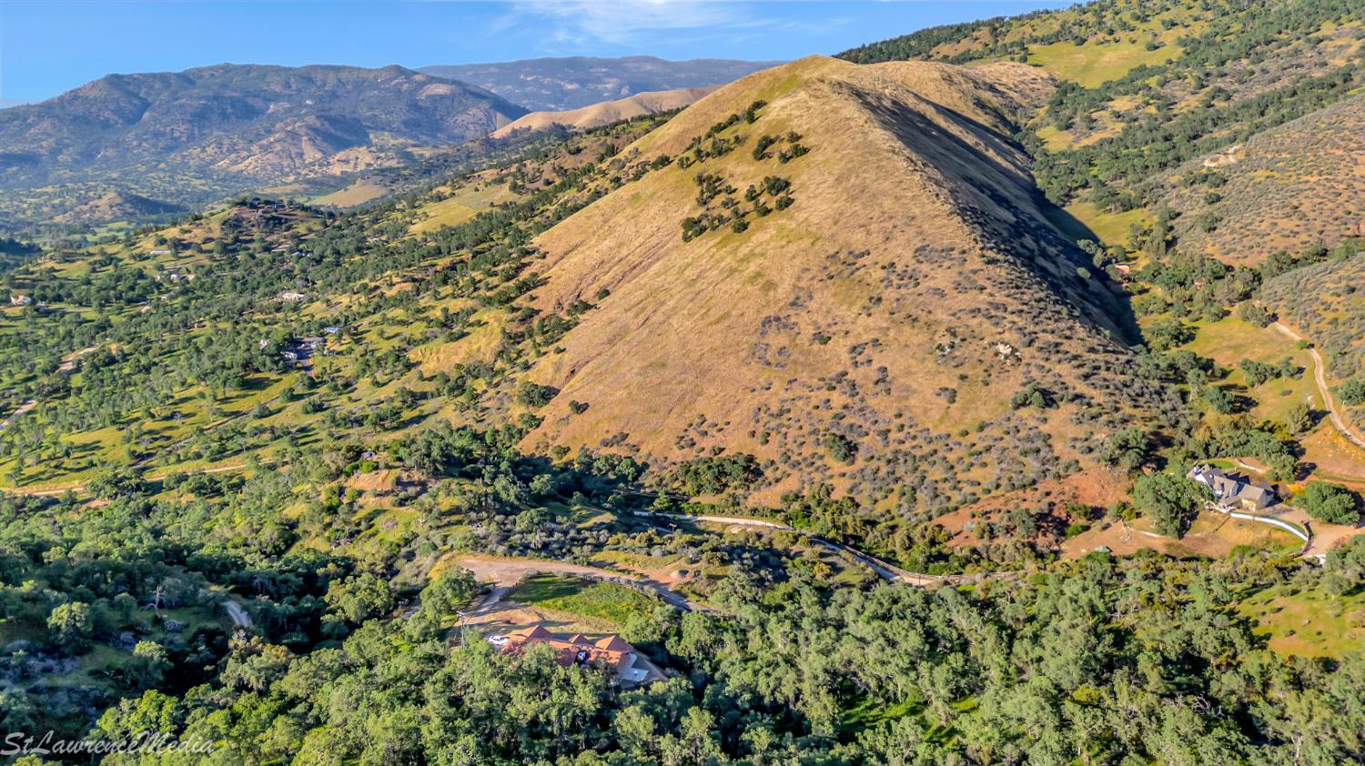 27557 Paradise Valley Lane